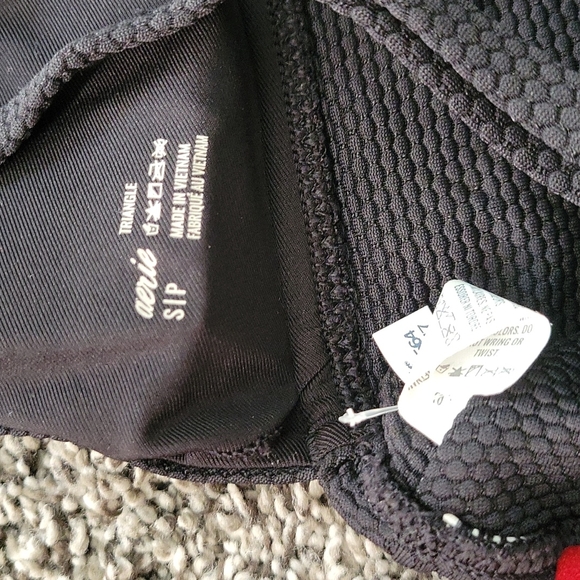 Aerie triangle bralette - Picture 3 of 3